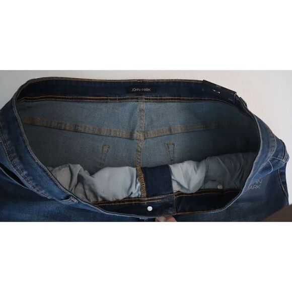 John Mark Women's Plus Sz 22W Dark Blue Frayed Hem Denim Boyfriend Jeans $119 - Picture 3 of 11